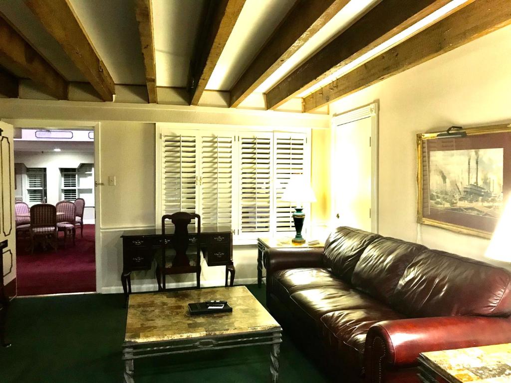 One-Bedroom suite-4